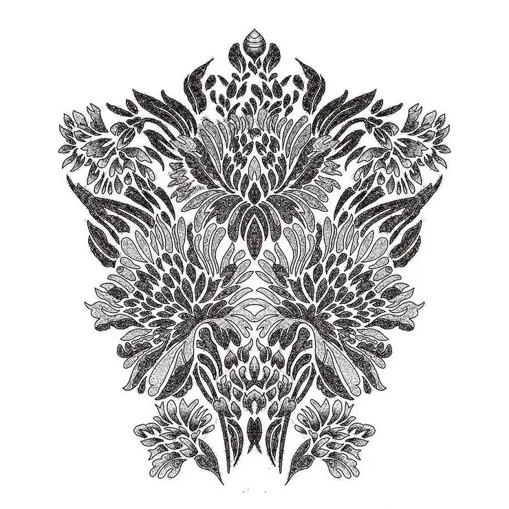 Tatouage floral ornemental pour un dos complet
